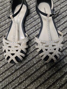 Montego Bay Club Women's Beige and Black Rhinestone T-Strap Sandals